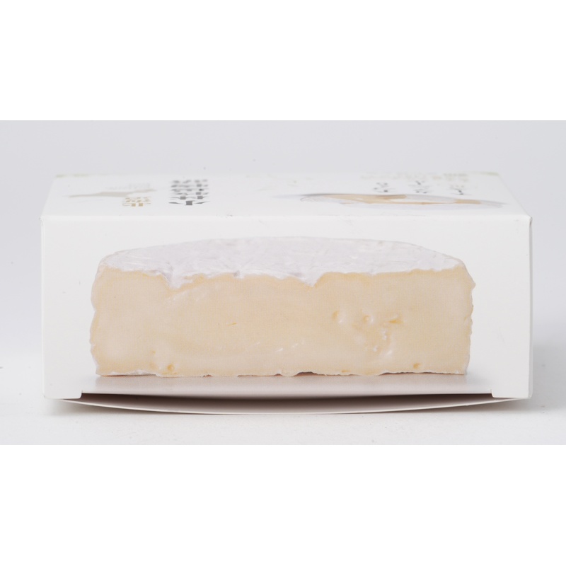 新札幌乳業 手づくりカマンベールチーズ 135g