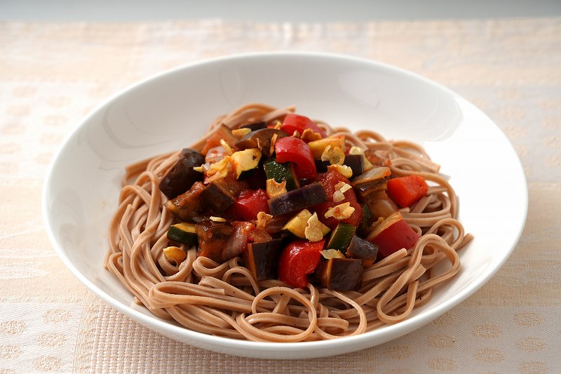 創健社 国産小麦の全粒粉うどん 200g