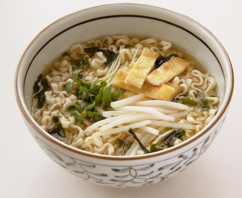 創健社 お湯かけ麺　わかめうどん 72g